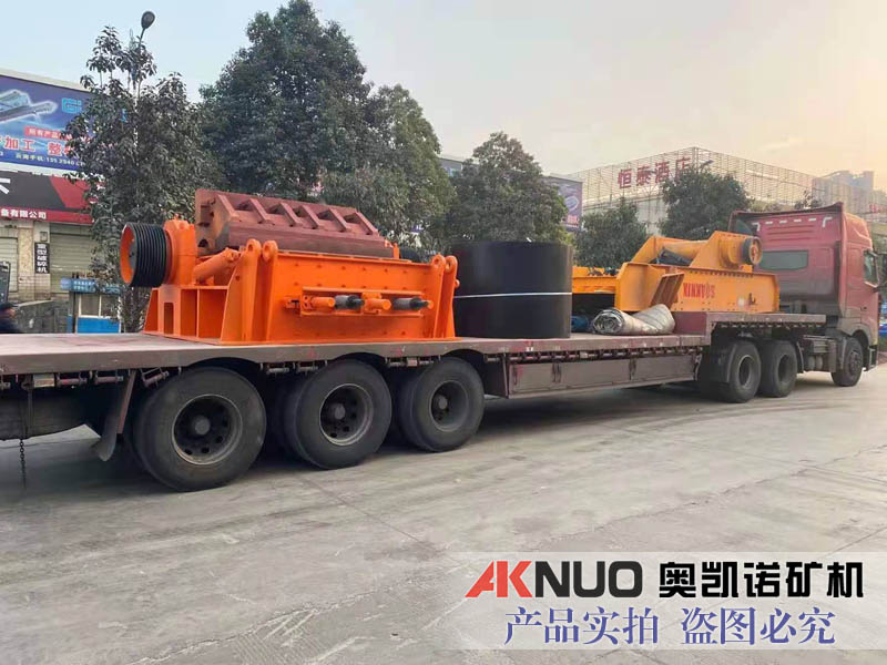 盤式振動(dòng)給料機(jī)廠家發(fā)貨現(xiàn)場